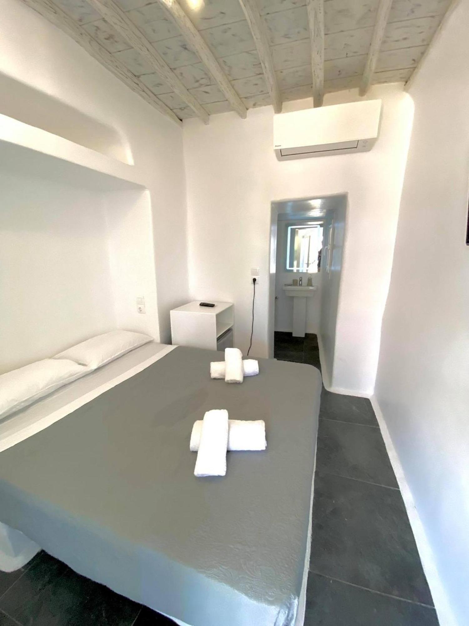 Mykonos Vibes Airport Studios And Apartments Mykonos Town Exterior photo