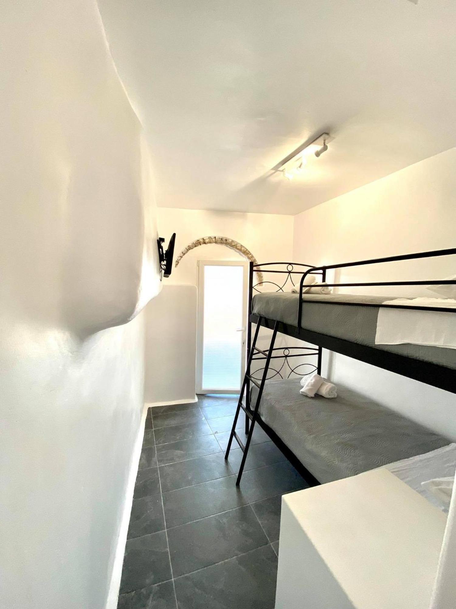 Mykonos Vibes Airport Studios And Apartments Mykonos Town Exterior photo