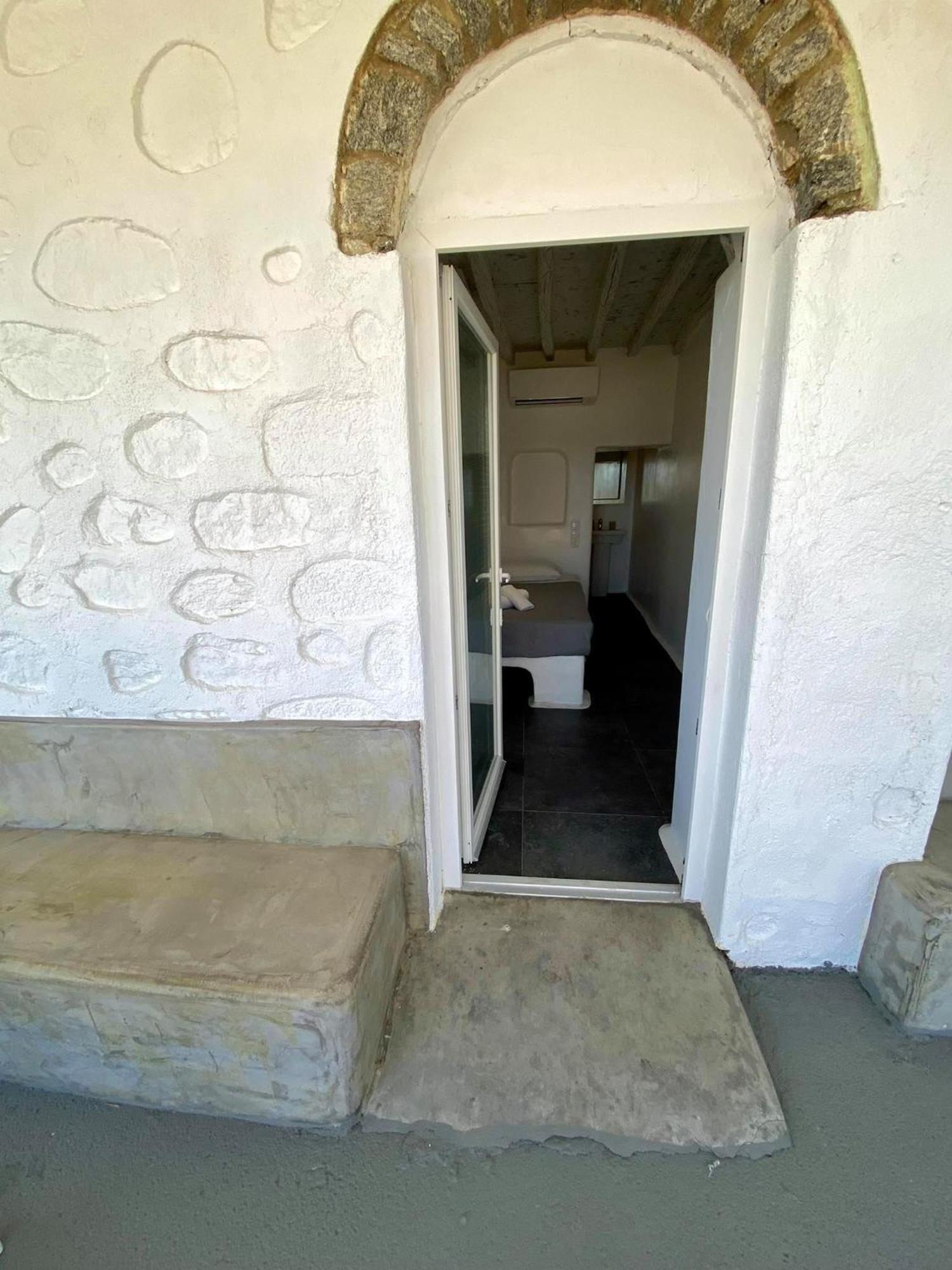Mykonos Vibes Airport Studios And Apartments Mykonos Town Exterior photo