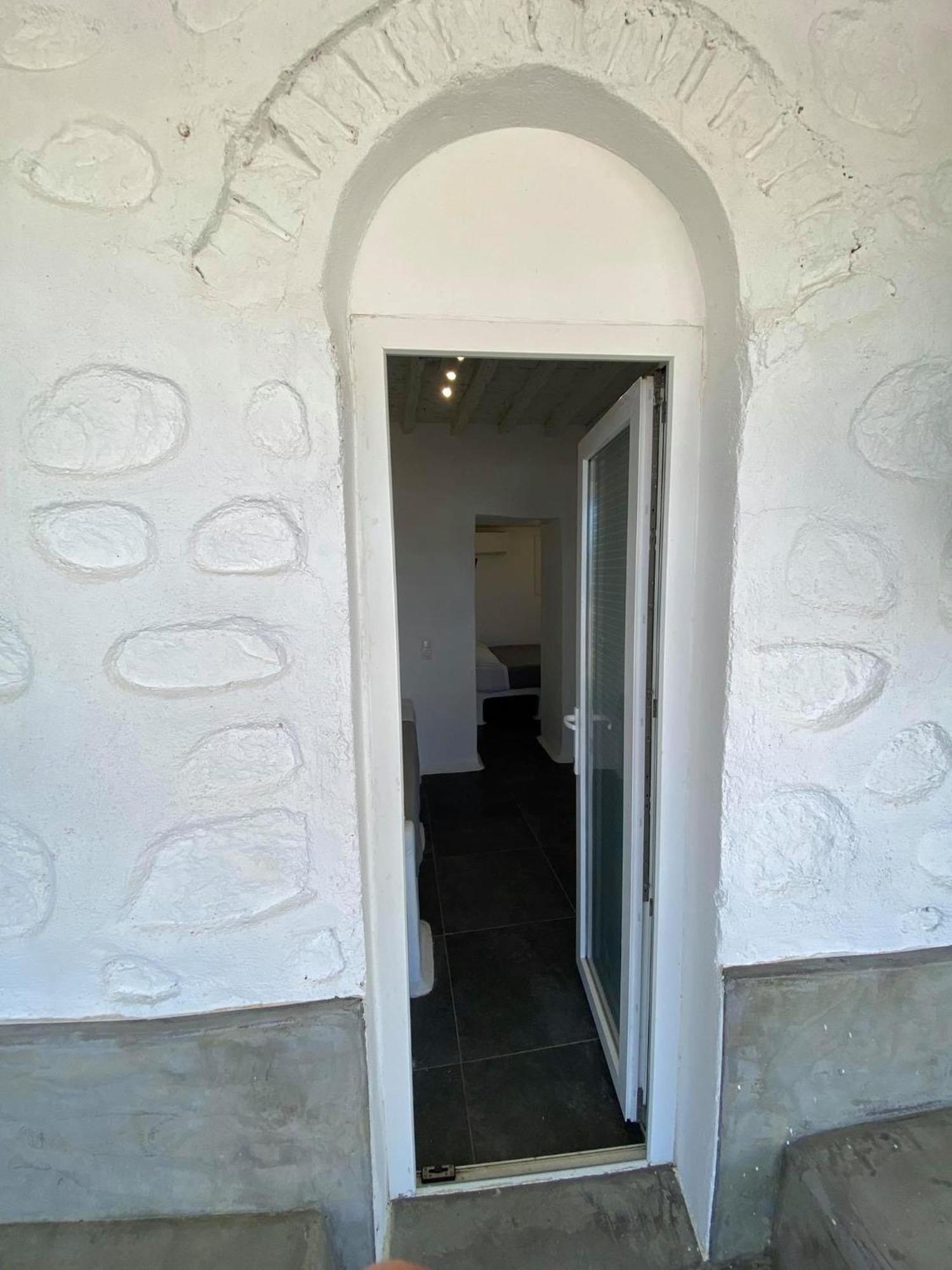 Mykonos Vibes Airport Studios And Apartments Mykonos Town Exterior photo