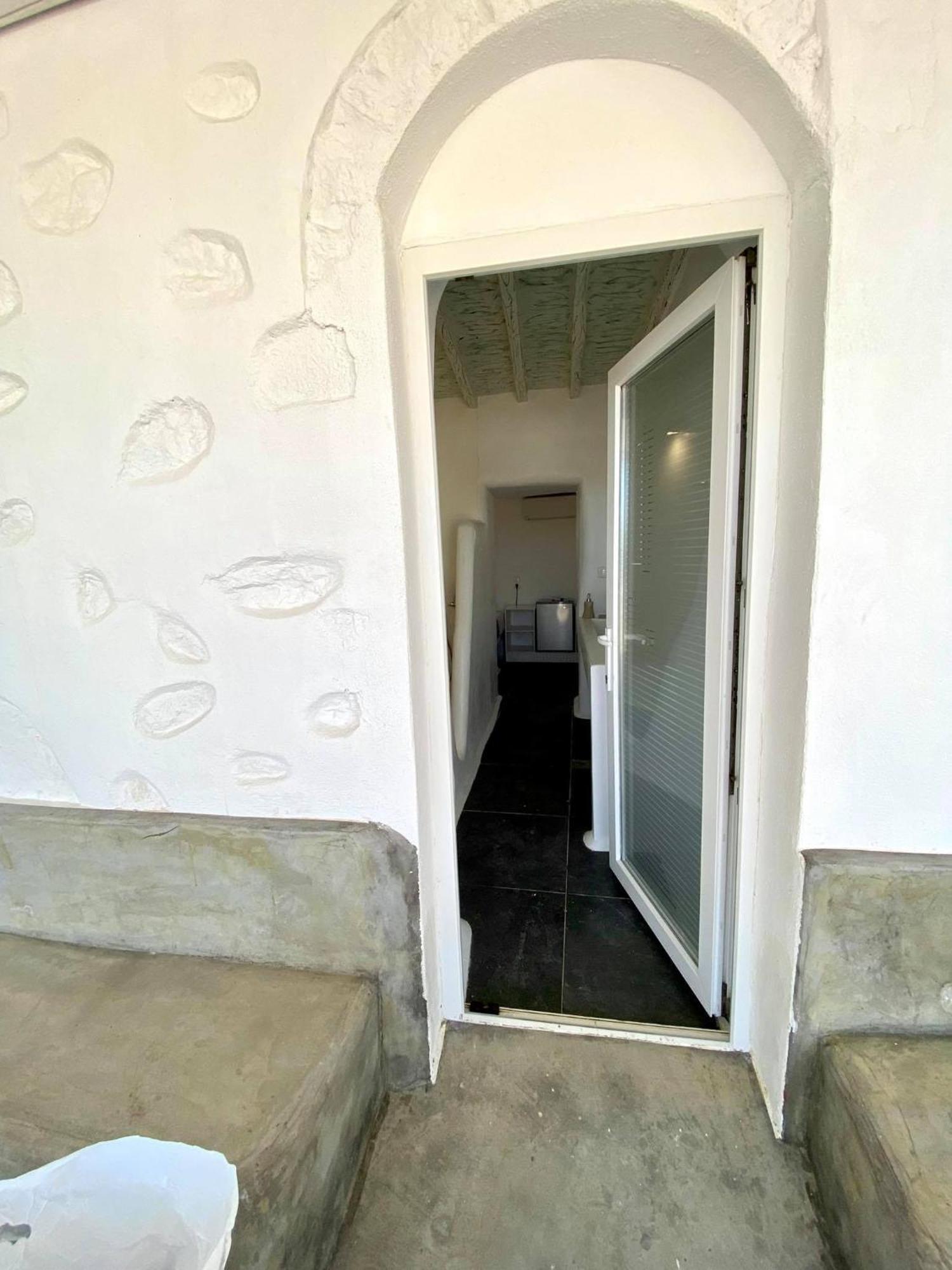 Mykonos Vibes Airport Studios And Apartments Mykonos Town Exterior photo