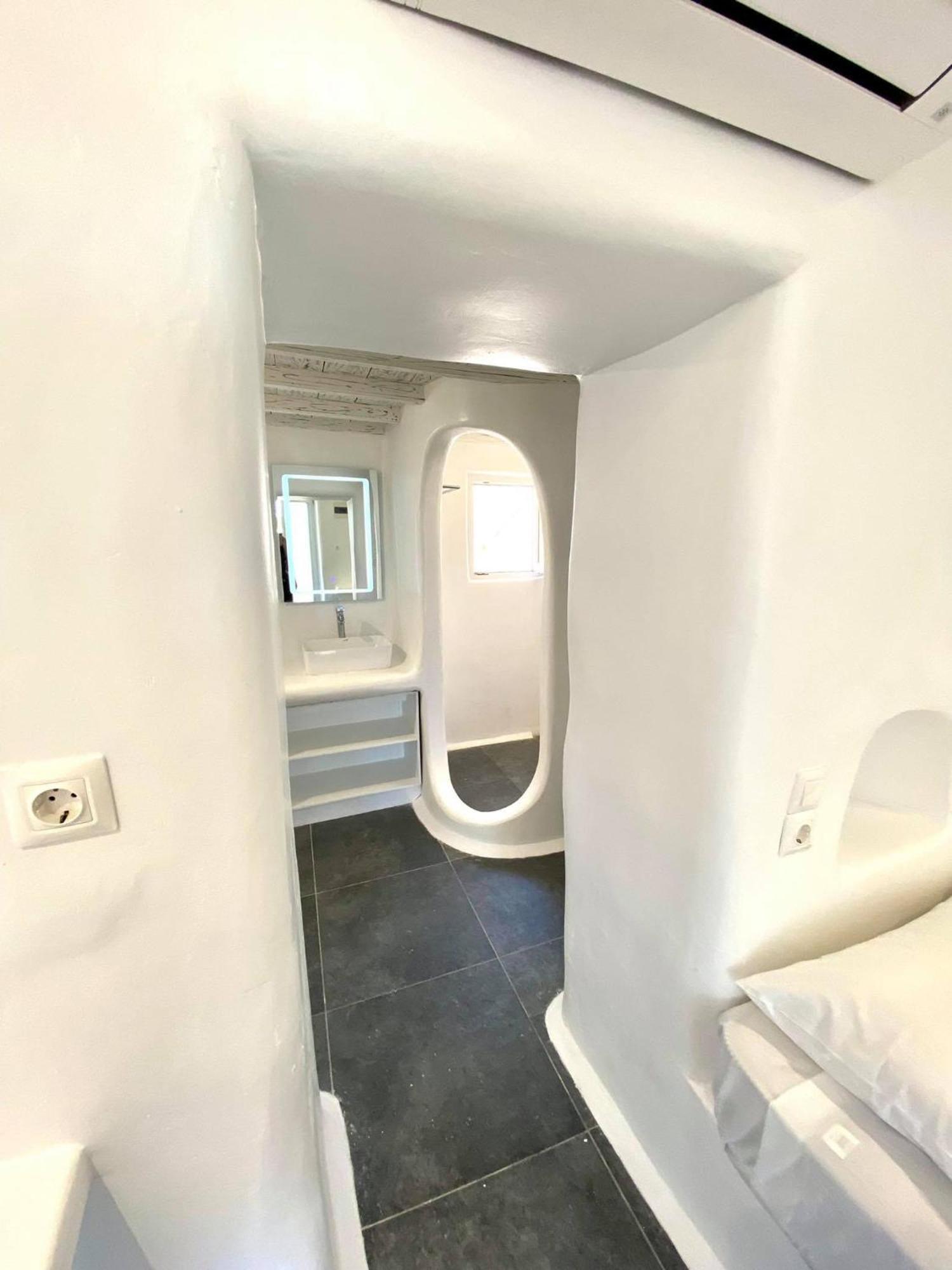Mykonos Vibes Airport Studios And Apartments Mykonos Town Exterior photo